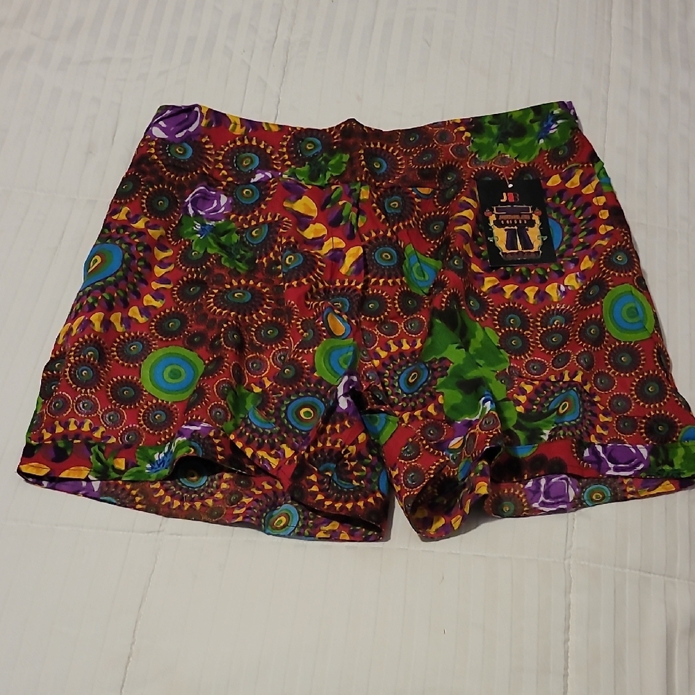 NWT Junglee Billee Vibrant Patterned Shorts